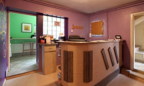 Buzz Hostel Zagabria Esterno foto